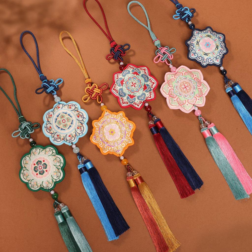 Silk Sunflower Dunhuang Embroidery Sachet with Tassel - Ethnic Style Hanfu Decoration