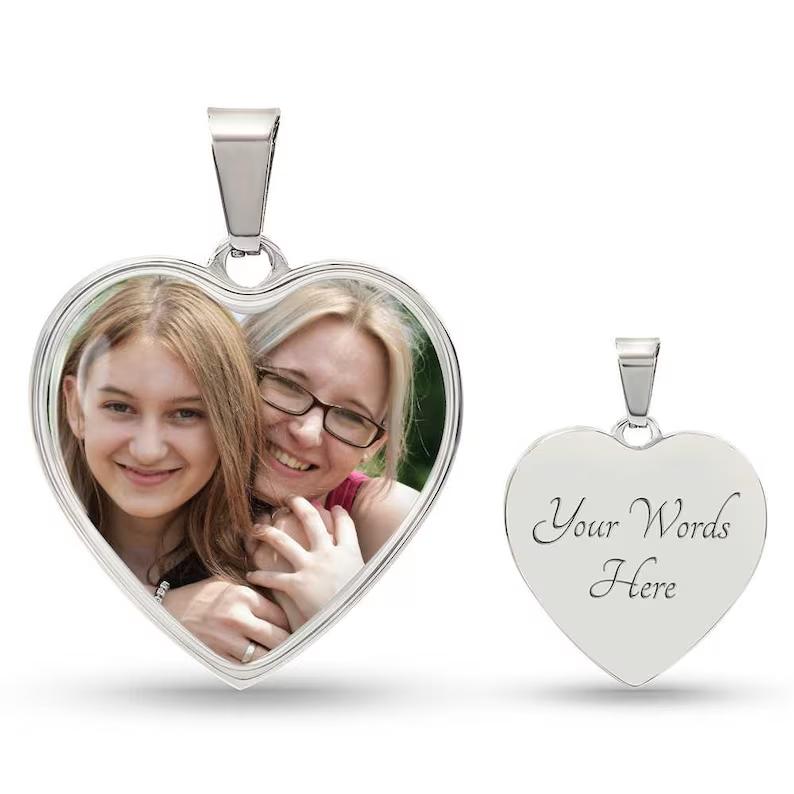 Amaxer Personalisierte Herzfarbe Foto Halskette Benutzerdefinierte Bild Text Gravur Runde Form Edelstahl Anhänger Schmuck Geschenk