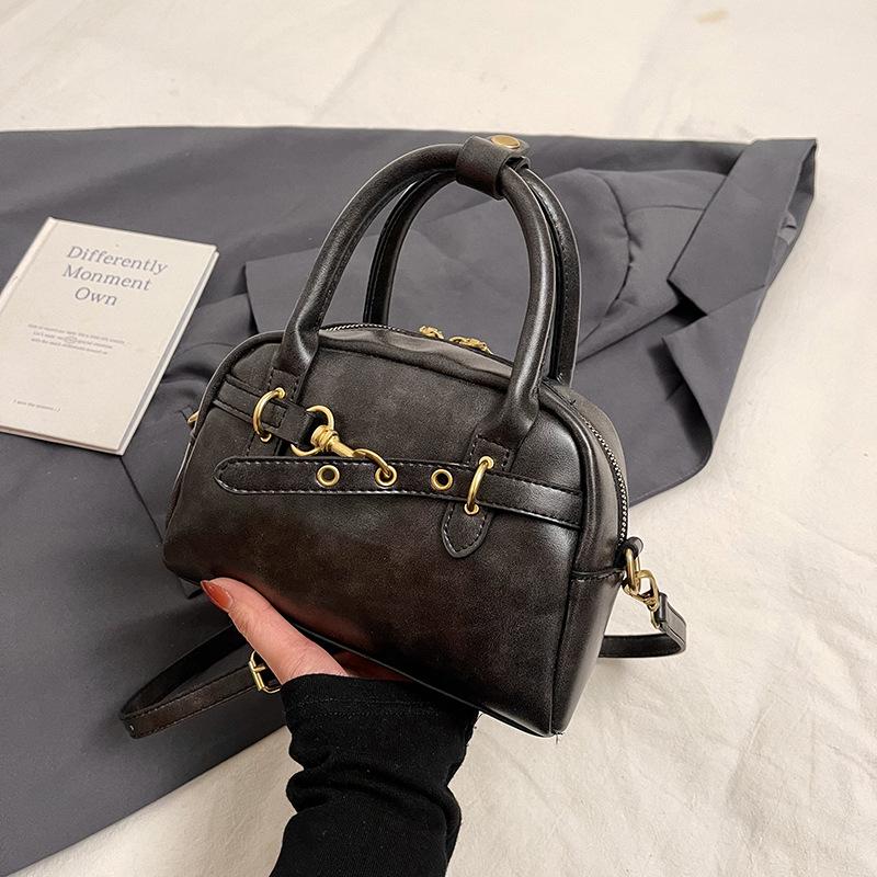 Popular American Retro Casual Portable Boston Bag Fashionable Simplicity High Sense Niche Messenger Bag Women