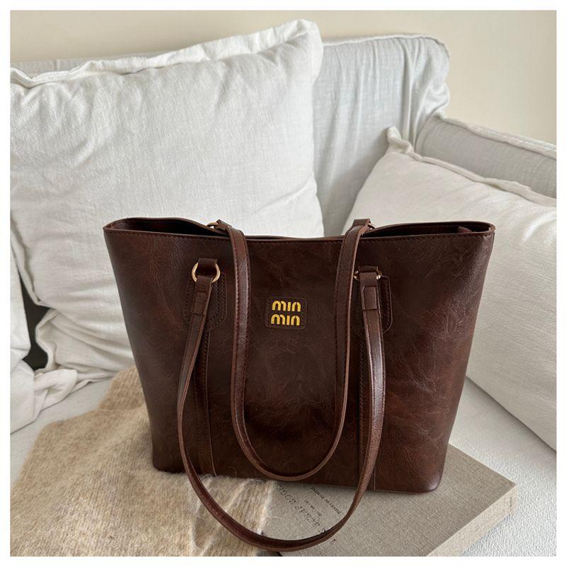 

Large Capacity Western Style Bag Women 2024 New Fashion Texture Shoulder Bag Niche Popular Commuter Retro Tote Bag Brown