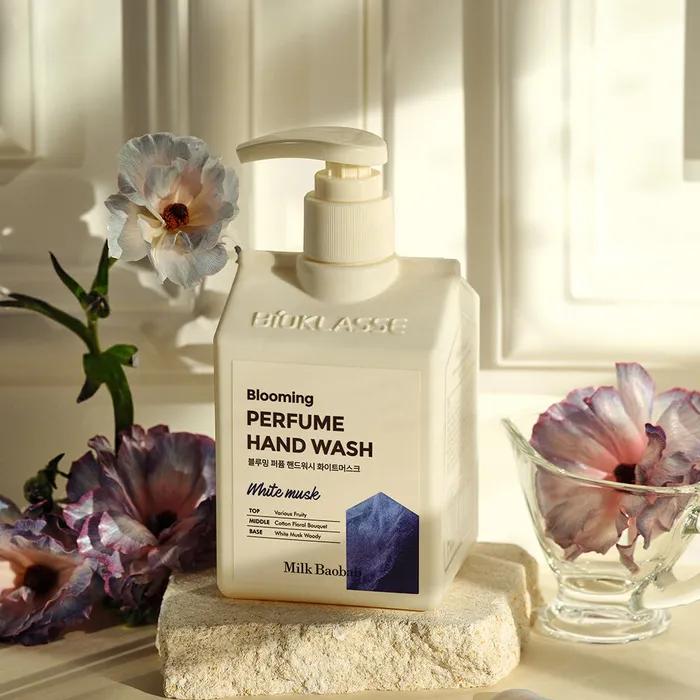 Blooming Perfume Hand Wash 250ml x 1 + Blooming Perfume Hand Cream 50g x 2 (White Musk)