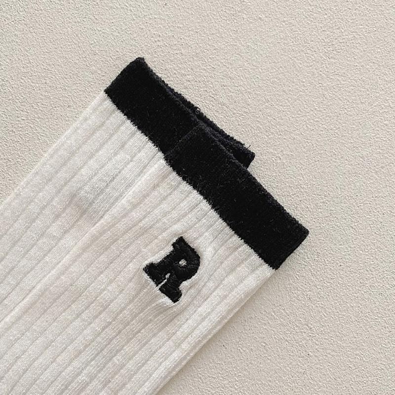 Letter Stripe Kids Girl Knee HighSocks Fashion Balck White Children Stockings Soft Cotton Knee Protection Long Sock Sokken Sox