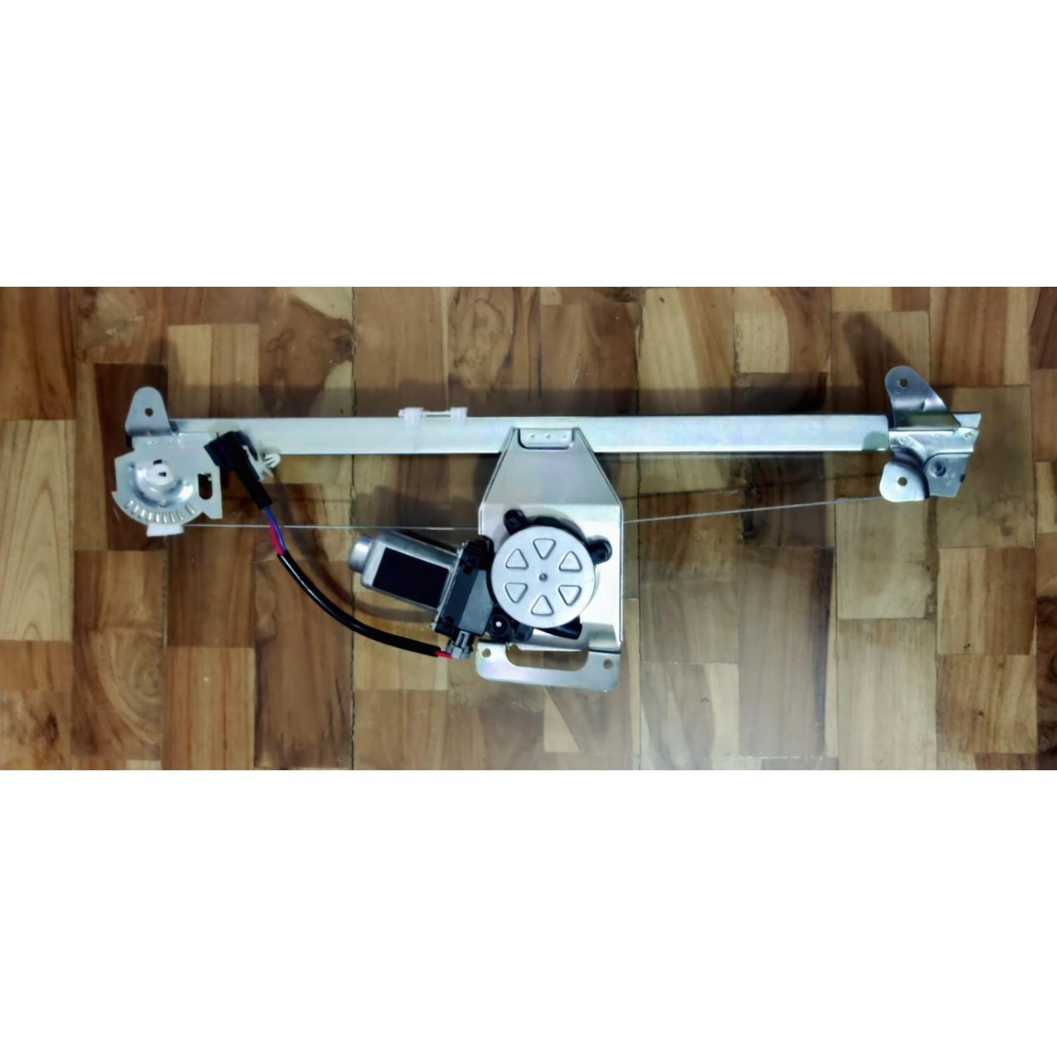 

New Power Window Winder Regulator For Mahindra Scorpio Rear Left 0111HG0321N