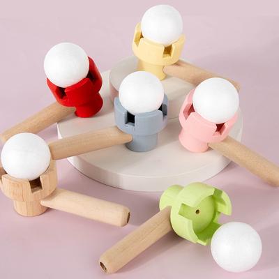 Drewniany wiszący dmuchawiec dla dzieci Magiczny Klasyczny Nostalgiczny dmuchany balon Wisząca piłka Trening pojemności płuc do dmuchania