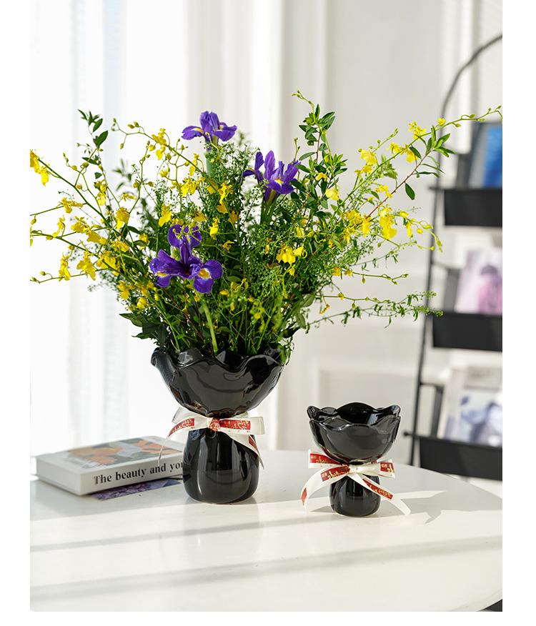 Elegant Luxury Small Vase for Wedding Decor and Floral Arrangements