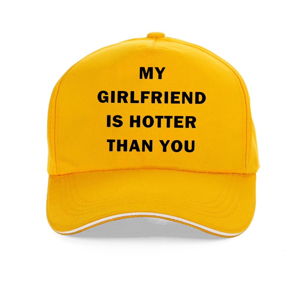 Meine Freundin ist heißer als du Briefdruck Baseballkappe Sommer Geburtstagsgeschenke Unisex verstellbare Kappen Mode Atmungsaktive Mütze