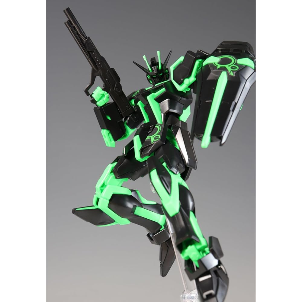 Gundam Entry Grade Strike Gundam Handheld Box Recycle Color Neon Green Plastic Model Kit