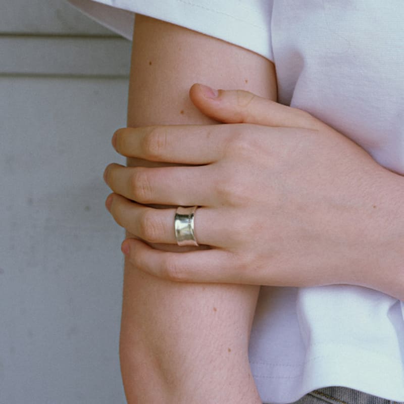 STUDIO LEIGH EPAIS RING