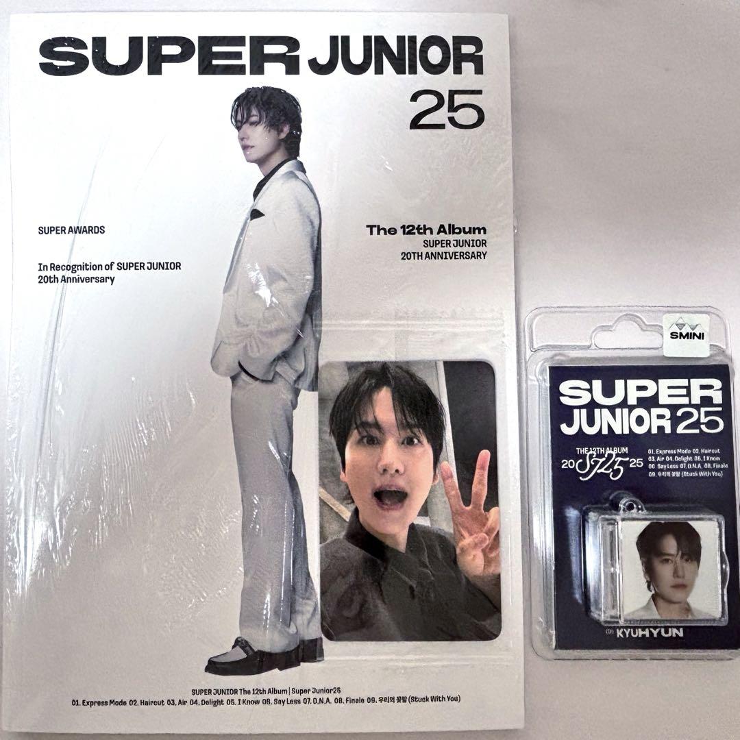 

[Б/У] Нет торговой карты SUPER JUNIOR 25 2 типа + бонус при покупке Кюхён