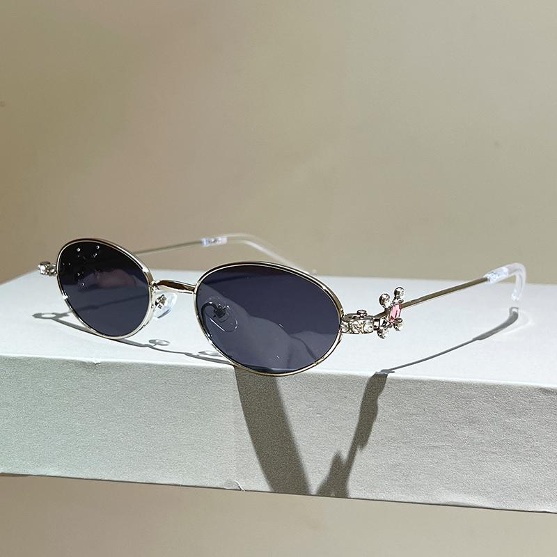 KAMMPT Oval Sunglasses with Rhinestones Women Vintage Fashion Outdoor Casual Shades 2026 New in Trendy Brand Design Sun Glasses