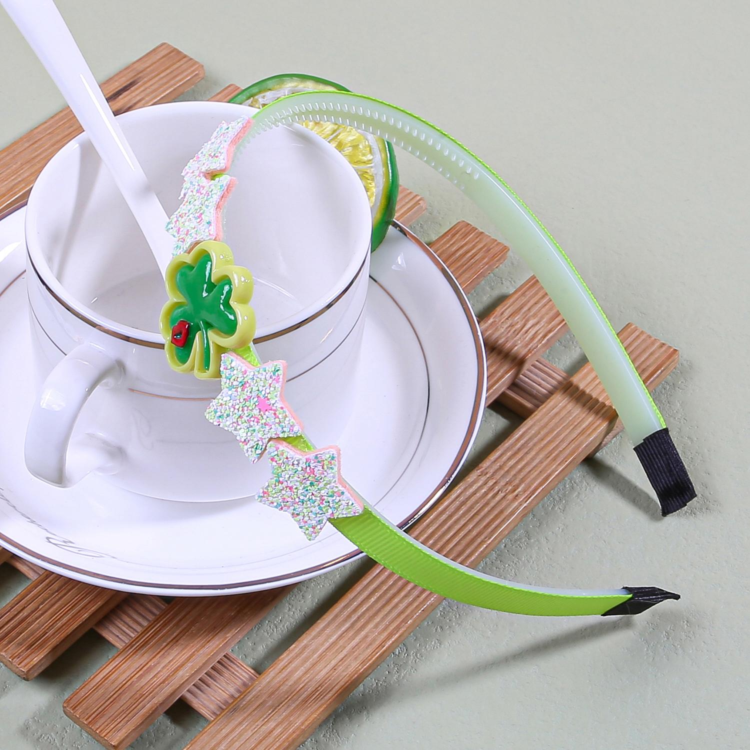 

1/4 шт. Повязки на голову с клевером ко Дню Святого Патрика для девочек, пластиковые повязки на волосы с зубчиками для детей, аксессуары для волос ко Дню Святого Патрика