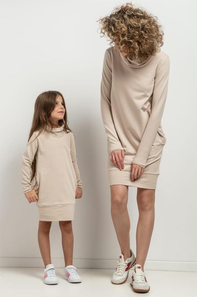 Knitted turtleneck dress MMM37 cappuccino M