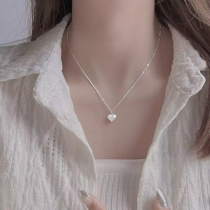 Brushed Heart Necklace in 925 Sterling Silver – 2025 Light Luxury Clavicle Design for Girls