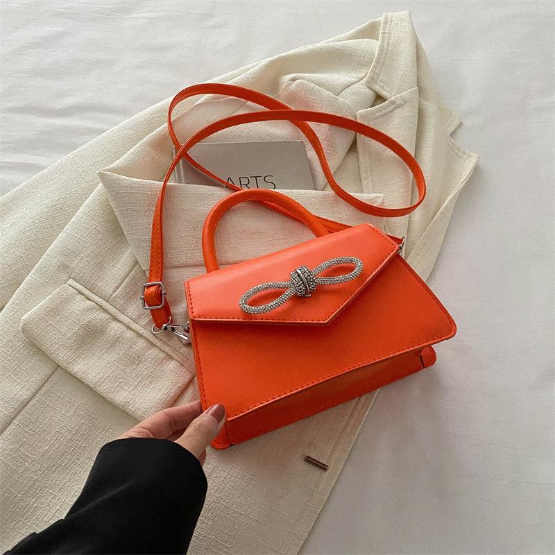 Gentle Fashion Simple Temperament Handbag Early Spring Versatile Shoulder Messenger Bag Small Square Bag Women