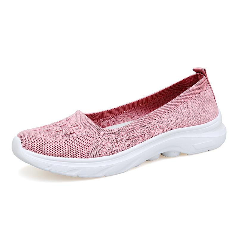 Old Beijing cloth shoes women's flying knitting one-pedal flat-soled mother shoes