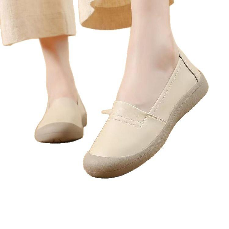 Shoes shallow mouth single shoes autumn soft sole non-slip not tired feet comfortable medium flat bottom
