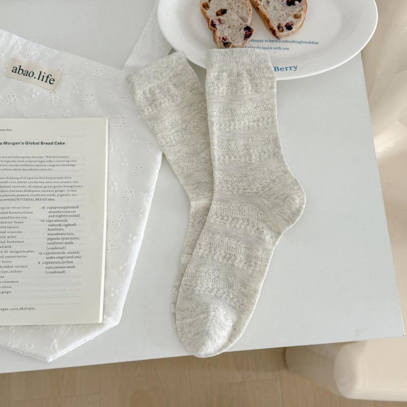 Retro Mesh Patterned Mid-Calf Socks - Women s Breathable Spring/Summer Style One Size светло-серый