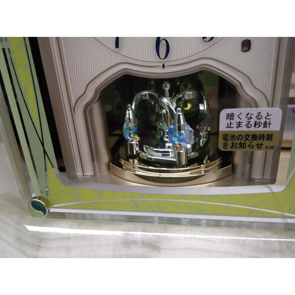 Used SEIKO HW549M radio clock