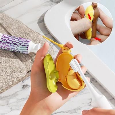 NEW All-in-One Travel Toothbrush Case, Banana Design with Toothpaste Compartment & Dust Cover, Portable Hygiene Storage Solution