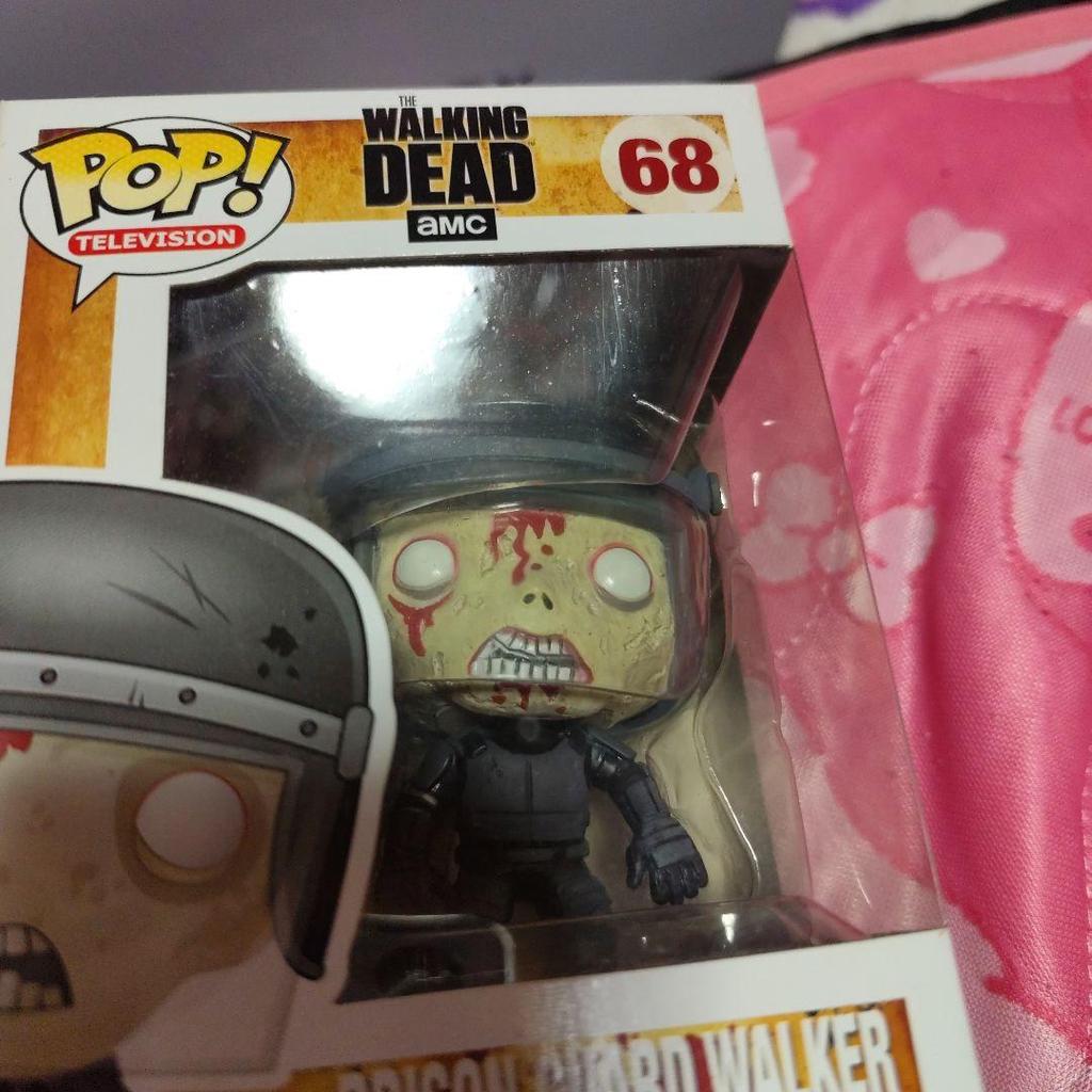 [USED] Walking Dead Prison Guard Walker 68