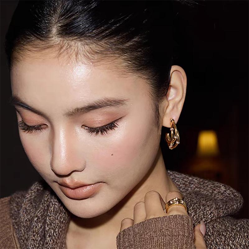 Designer Style Aesthetic Multi Layer C Shape Hoop Earrings Waterproof Zircon Ear Buckles Bridesmaid Gift Everyday Jewelry Joias