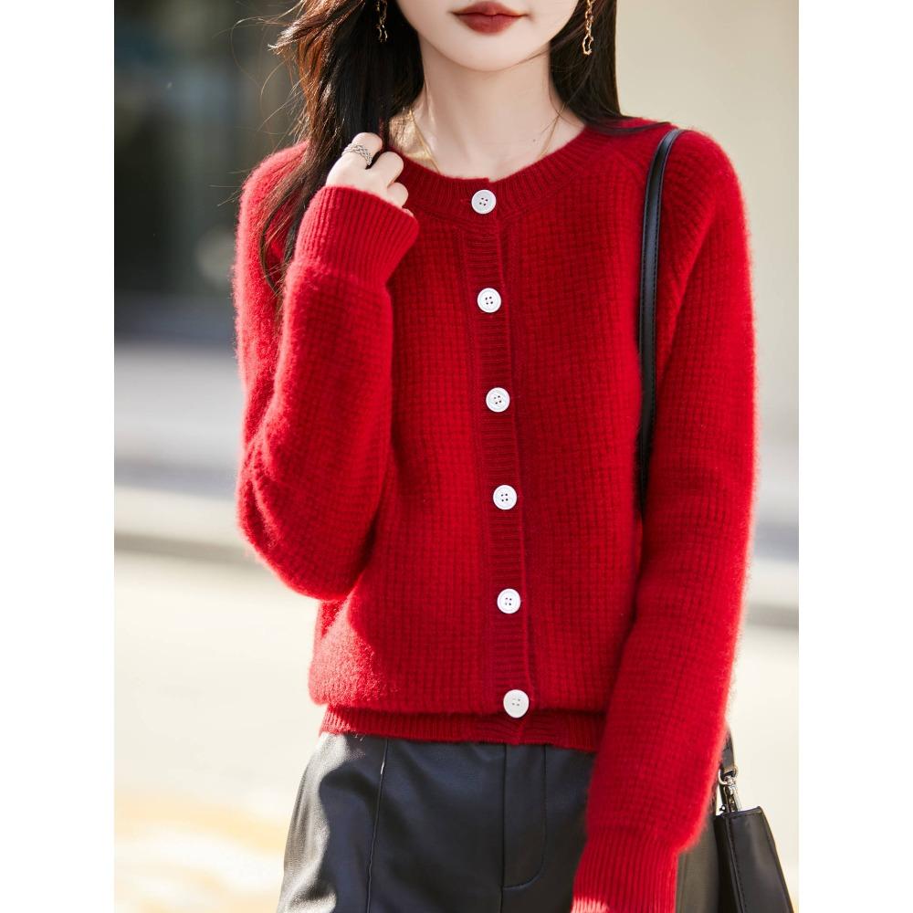 Knitted Cardigan for Women Thick Short Coat Versatile Top for Autumn and Winter