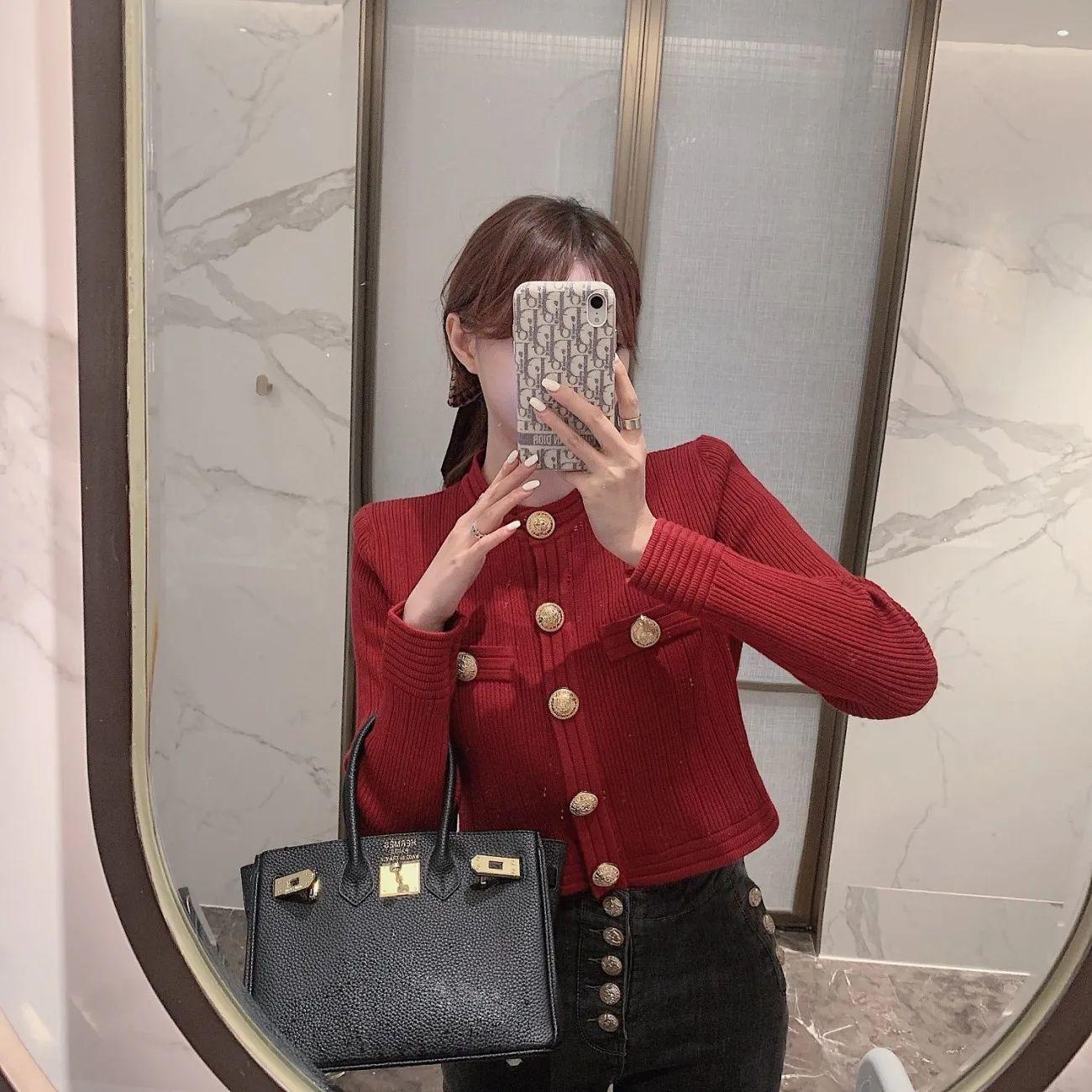 

Элегантный OL Длинный рукав O-образный вырез Женские свитера Осень Зима Кнопка Корейская мода Укороченный кардиган Suéteres XL красный