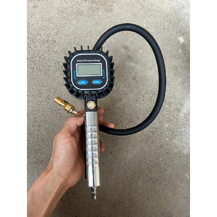 High Precision Tire Pressure Gun Digital Display Electronic Pressure Gauge Pumping Meter Digital Pumping Tire Pressure Meter