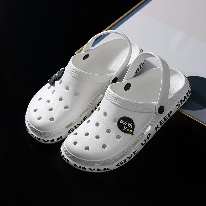 Neue Rafting-Schuhe Hausschuhe Damen Sommer einfarbige Lochsandalen rutschfest Oberbekleidung Dual-Use Strand coole Hausschuhe