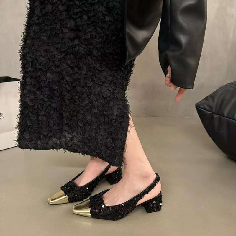 French medium high heel white bag head sandals fairy shoes 2025 spring and summer small fragrant temperament with skirt single shoes