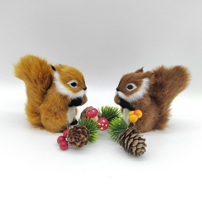 1Pcs Fake Animal Christmas Table Decoration Mini Artificial Squirrel Figurines Miniatures Plush Simulation Squirrel Ornaments