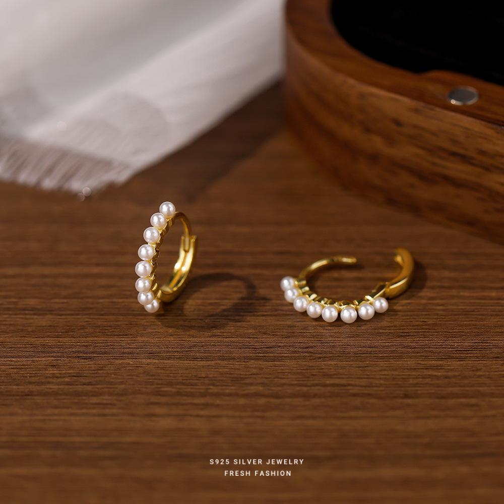 

Real 925 Sterling Silver Light Luxury Delicate Shell Pearls Stud Earrings For Mum Daughter Birthday Party Gift Jewelry