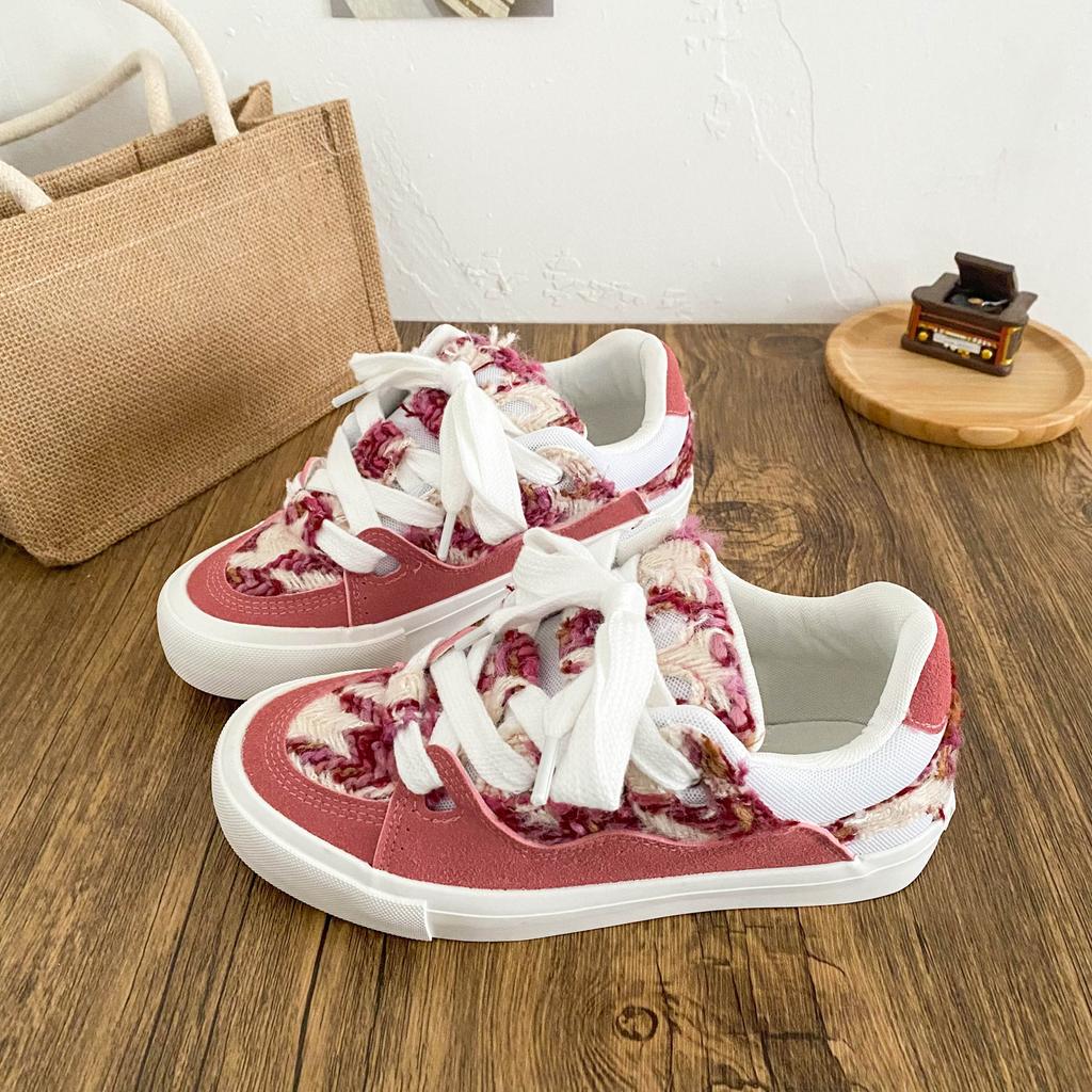 X300 Ρετρό παπούτσια για ψωμί στυλ Χονγκ Κονγκ γυναικεία παπούτσια 2025 νέα εξειδικευμένα πρωτότυπα σχέδια παπούτσια skateboard επίπεδο πάτο μικρό άρωμα