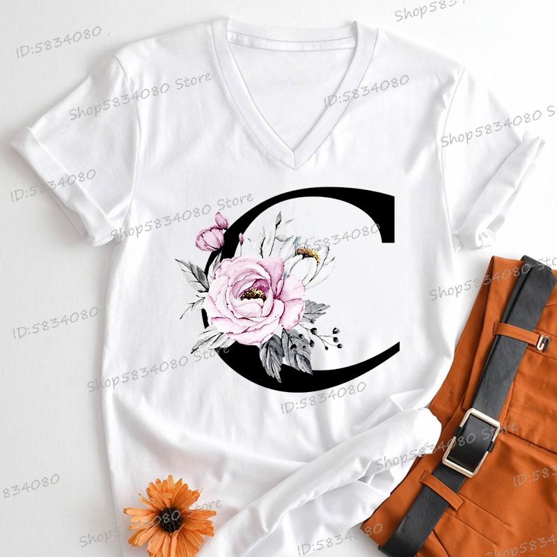 Vintage Flower Alphabet Womens Clothing Letter M Floral Monogram Graphic T Shirts Women AZ 26 Alphabet Gift Shirt for Women