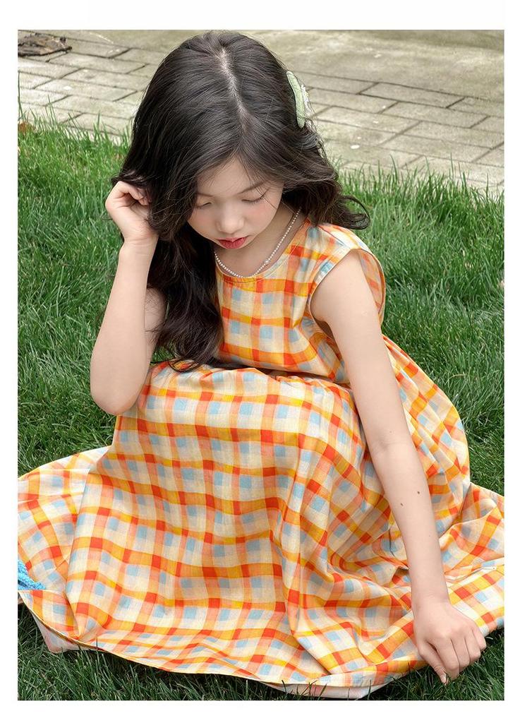 Girls' Summer Plaid Sleeveless Dress: Korean Style Loose Princess Dress for Middle and Older Children