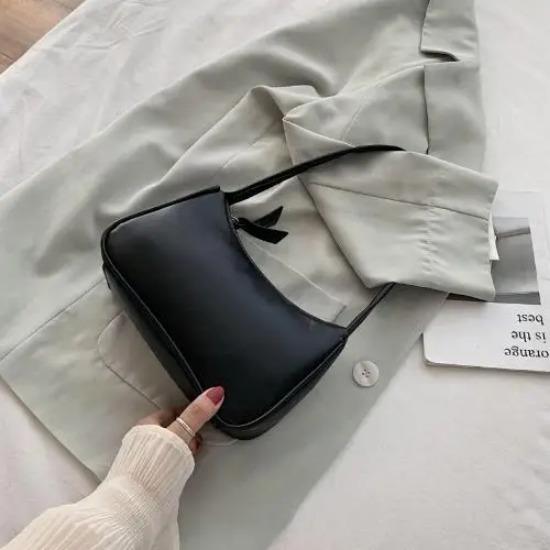 Weiche PU Leder Frauen Lila Unterarm Tasche Retro Einfarbig Damen Handtaschen Mode-Design Mädchen Kleine Schulter Taschen
