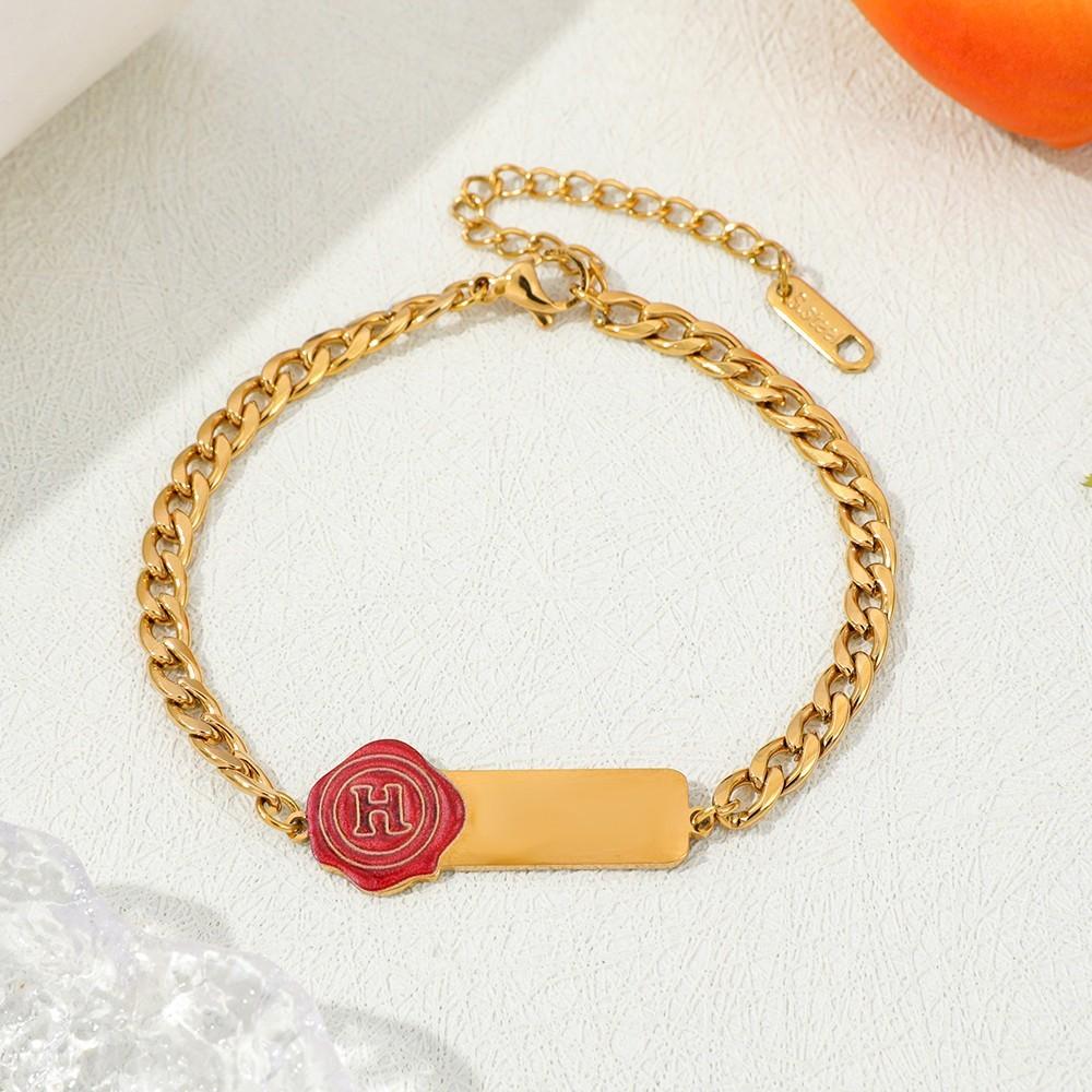 Stitch Hand Chain For Children With Creative Heart Shape Design And Electroplated Zinc Alloy Material