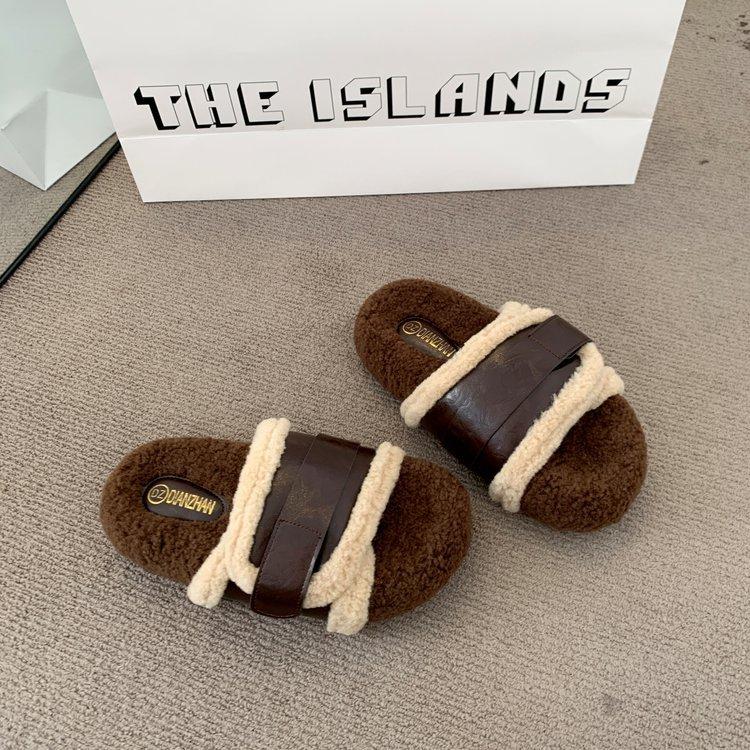 Premium thick-soled fluffy slippers women's 2025 autumn wear French retro casual flat-bottomed velvet half-drag cotton shoes