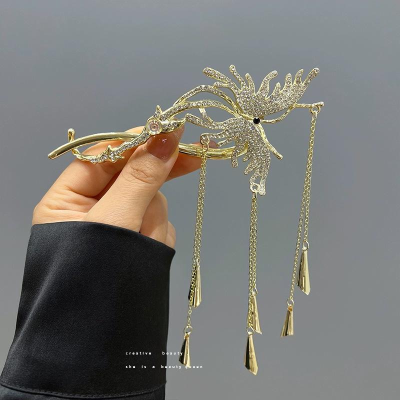 

Элегантная черная заколка-кисточка с бабочкой для высоких причесок