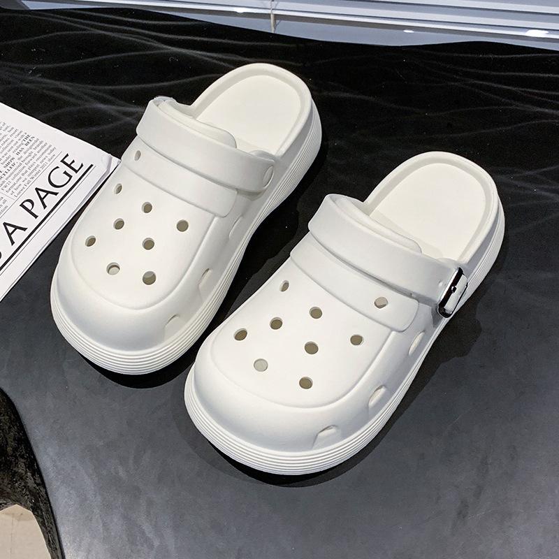 Simple thick-soled heightening hole shoes for women's summer outer wear non-slip sandals for girls' beach sandals for home use