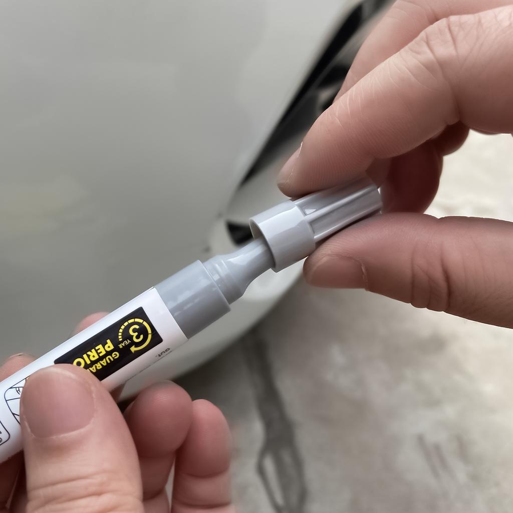 Ausbesserungslack für Autolack-Kratzer-Reparatur mit Polierstift, wasserfester Auto-Kratzer-Entferner-Stift(Neu