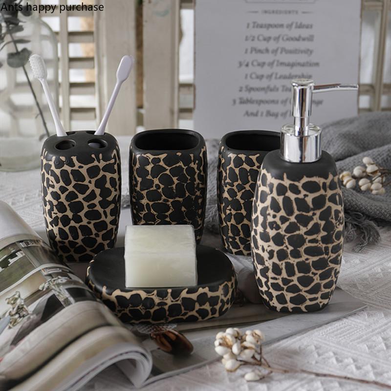 Ceramic Bathroom Five Piece Set Leopard Bathroom Wash Supplies Toiletries Mouth Cup Toothbrush Holder Lotion Bottle Soap Dish