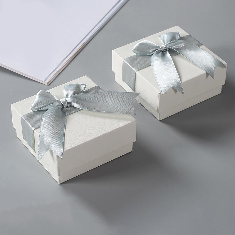 Bowknot Jewelry Box for Necklaces, Pendants, Bracelets, Rings, and Earrings - Gift Packaging and Storage Bag