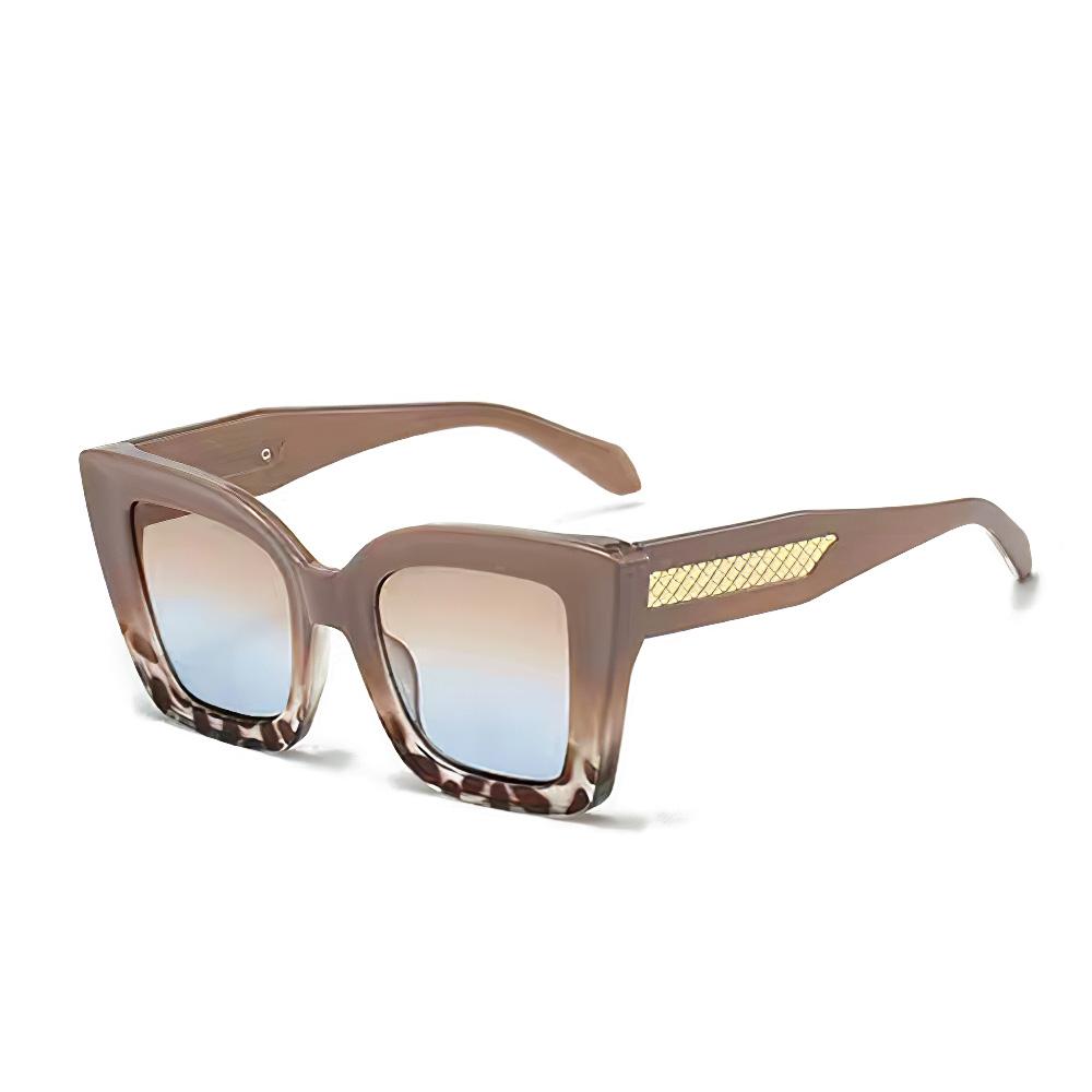 Latest In Classic Vintage Sunglasses for Women Fashion Square Shape Frame Gradient Sunglasses with Golden Arrows for Women