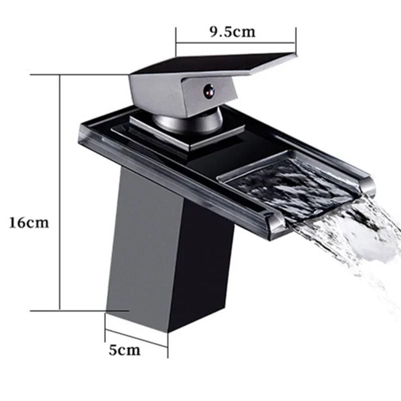 Светодиодный смеситель для раковины Латунный Водопадный Смеситель для ванной Монтируемый на борт Раковина Стеклянные краны Отель Меняющий цвета Смеситель для раковины