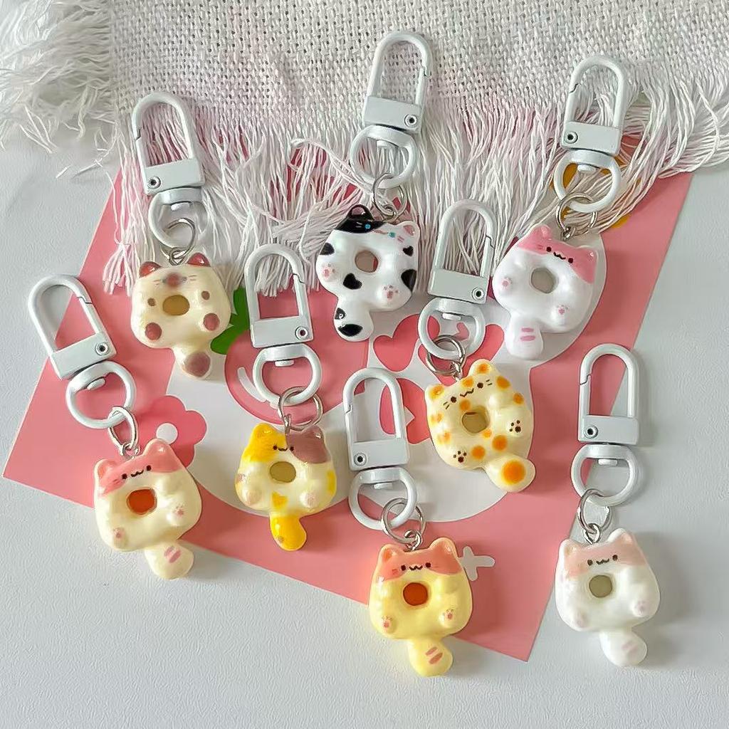 Cute Donut Cat Keychain Bag Pendant Student Backpack Decoration Best Friend Phone Chain Small Gift Accessory