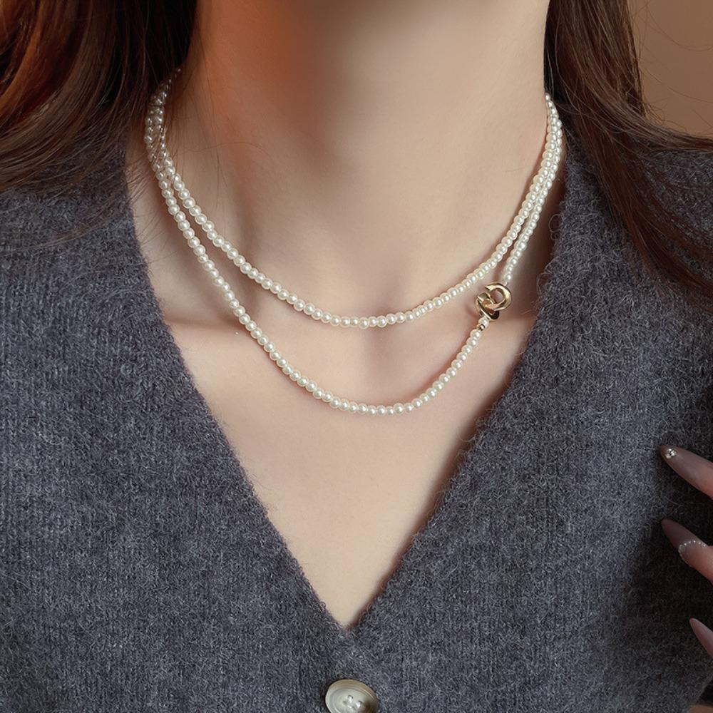 Diamond-encrusted Flower Geometric Pearl Necklace Temperament Light Luxury Sweater Chain French Retro Necklace Autumn and Winter