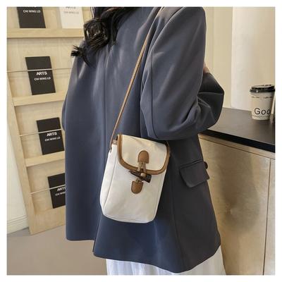 Neue einfache lässige kleine Tasche Damen Nischendesign Schulter Umhängetasche modisch vielseitig Handy-Tasche