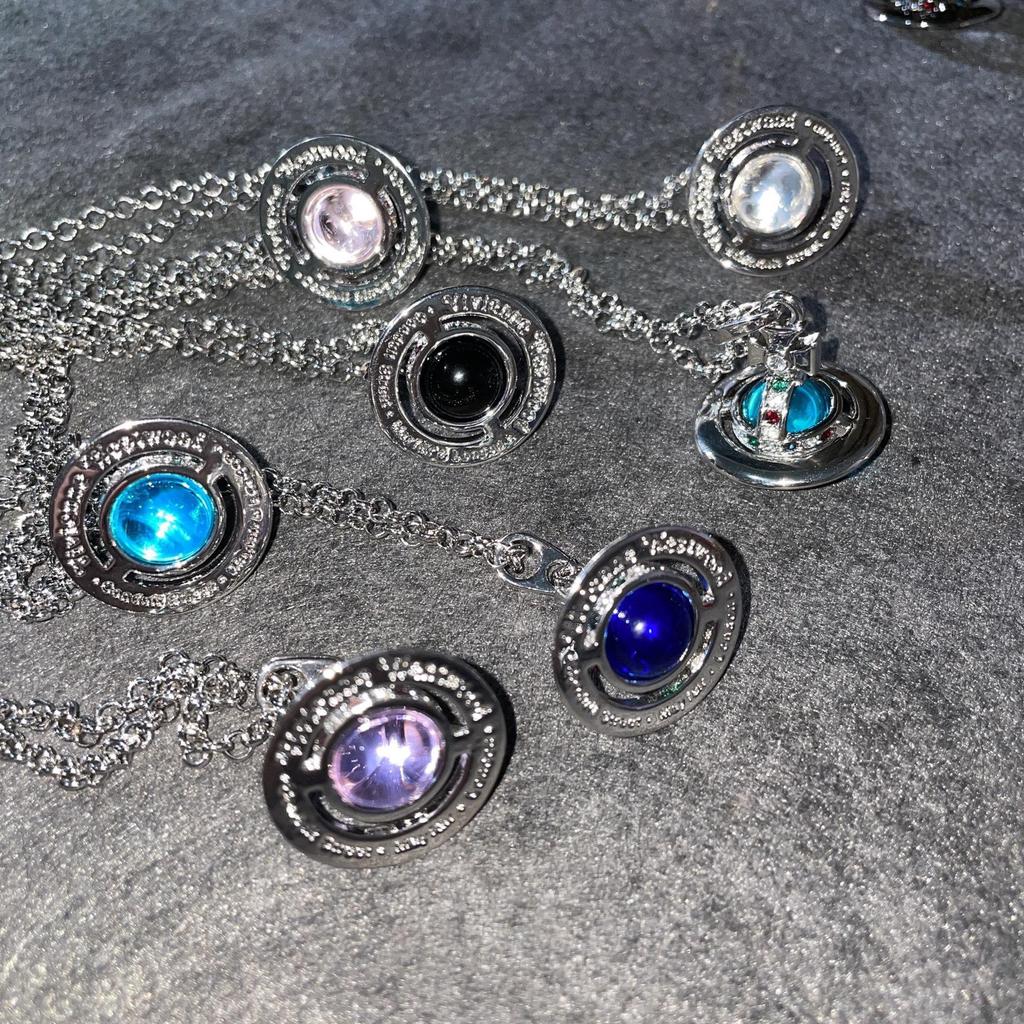 Vivienne Westwood Císařovna Vdova 10mm Orb UFO Přívěsek Choker