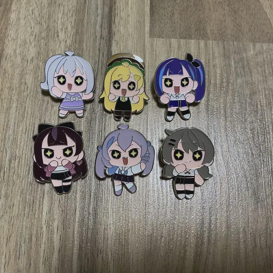 

Isedol Isepe Metal Can Badge